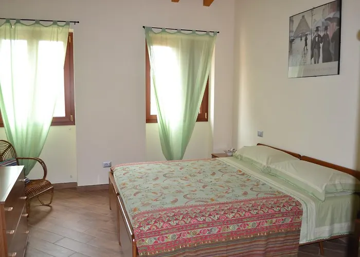 Casa Rossana Feriehus *